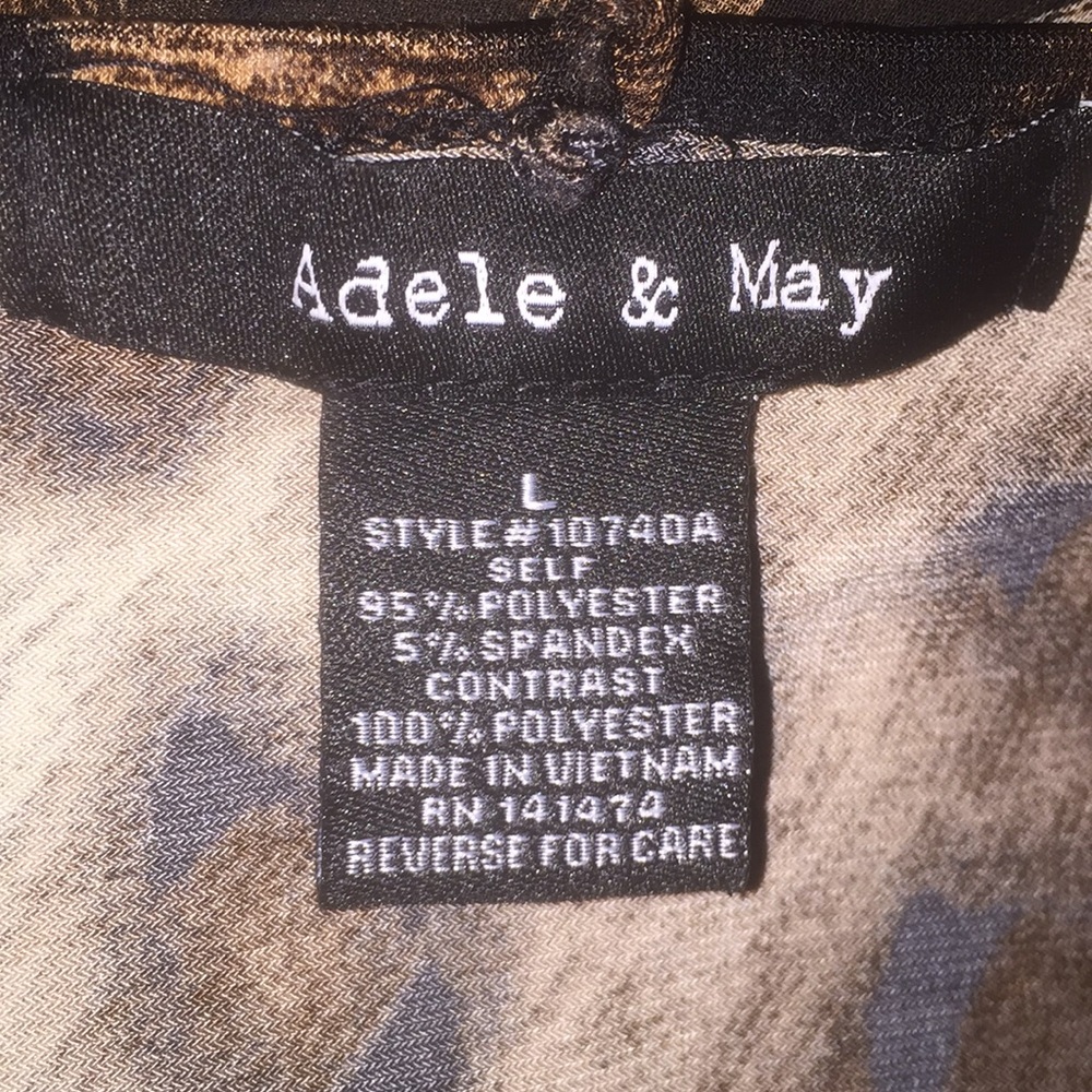 Go Wild With This Leopard Print Top - image 6